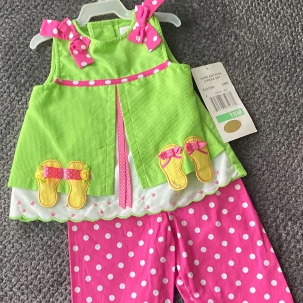 18 mo girls NWT 2 piece outfit